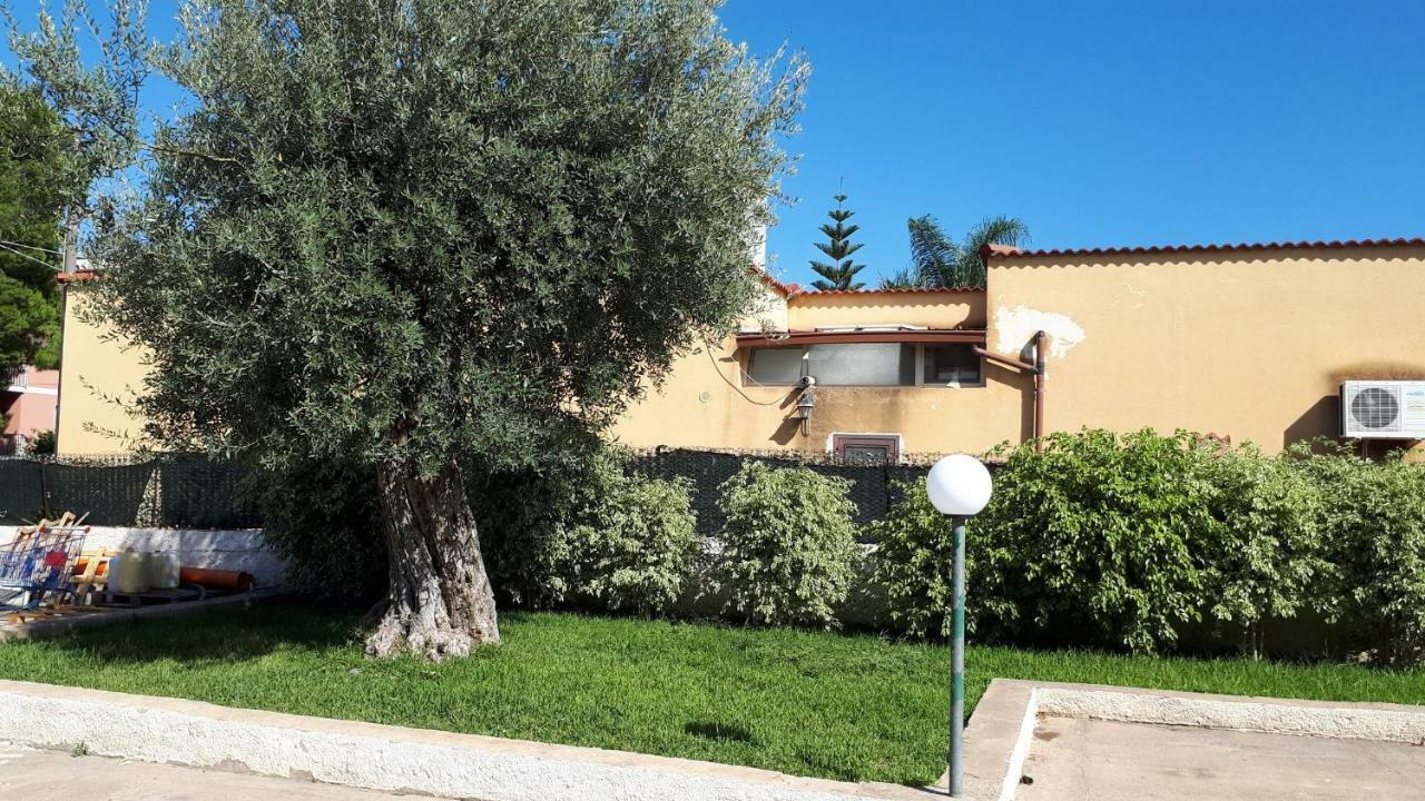 Hotel Altomare Augusta Exterior foto
